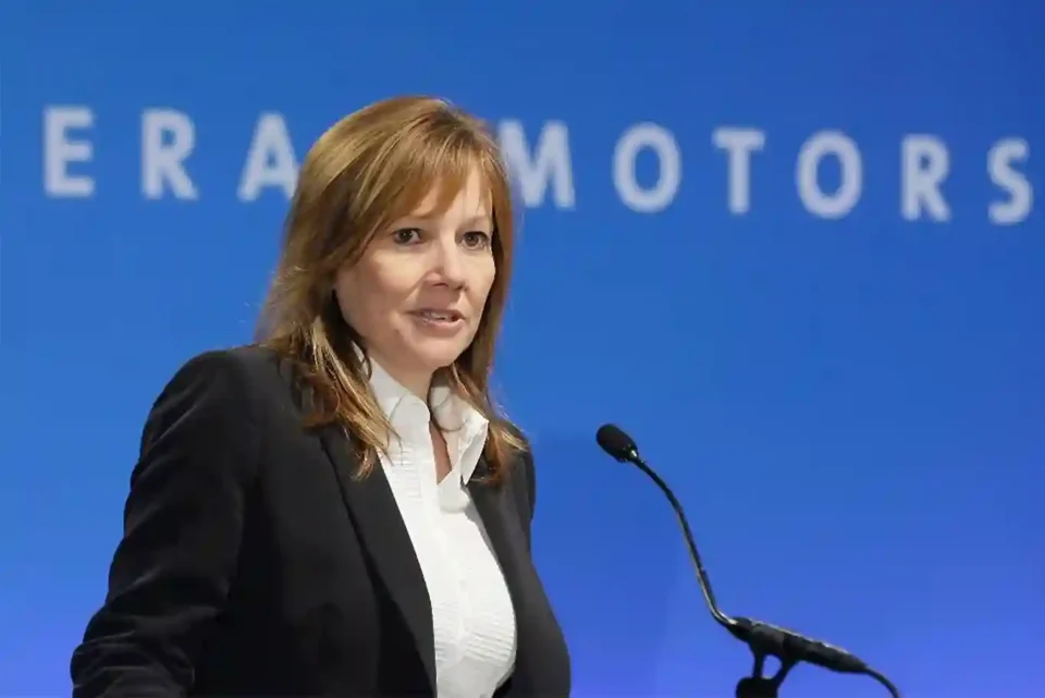 Mary Barra è stata la CEO di General Motors (GM) dal gennaio 2014 al marzo 2021, ed è stata la prima donna a ricoprire tale posizione all'interno dell'azienda. La sua leadership in GM è stata caratterizzata da una grande determinazione nel guidare la rinascita e la trasformazione dell'azienda dopo la crisi finanziaria del 2008.